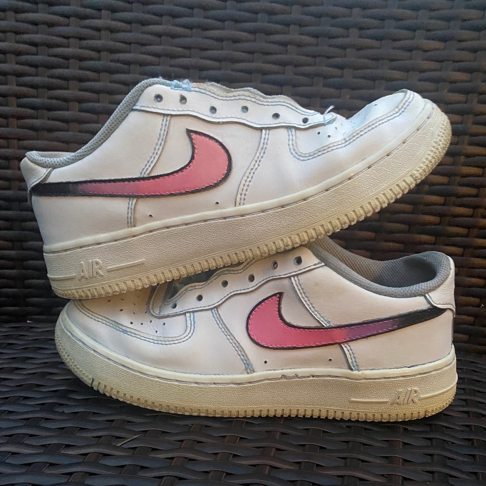 Custom Nike Swoosh Nike Air Force 1